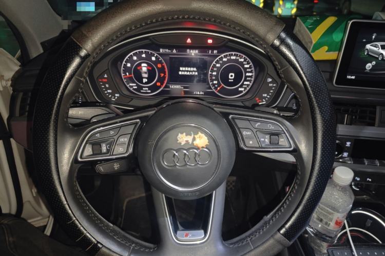 Used Audi A4L 2019 40 TFSI Fashion Version China V Steering Wheel