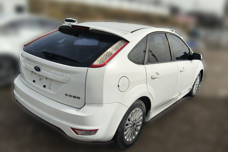 Used Ford Focus 2013 Hatchback Classic 1.8L Manual Fashion Edition Rear Right 45 Deg