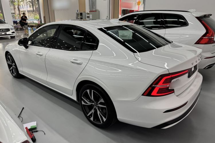 Used Volvo S60 2025 B5 Zhiya Sport Edition Rear Left 45 Deg