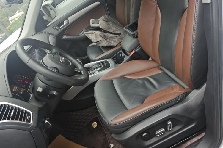 Used Audi Q5 2018 Collector's Edition 40 TFSI Technology Model