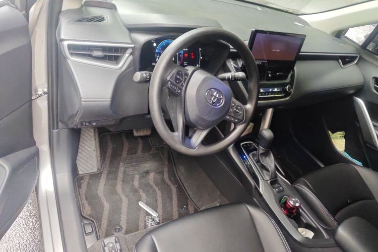 Used Toyota Corolla Cross 2024 2.0L Elite Edition Steering Wheel