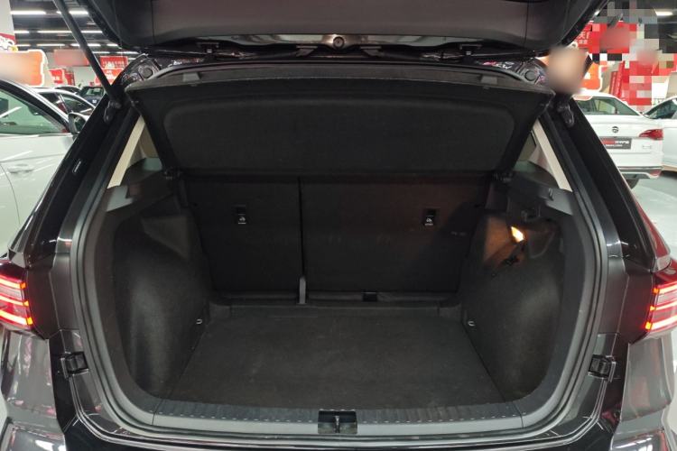 Used Volkswagen Tharu 2023 300TSI Two-Wheel-Drive Full Moon Edition
