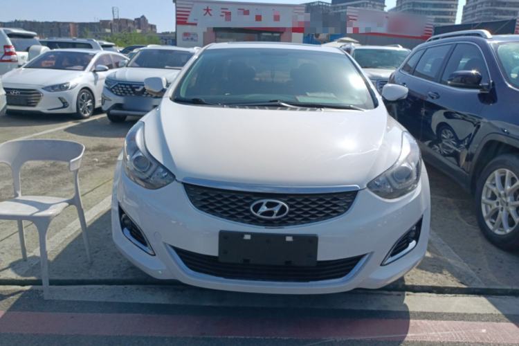 Used Hyundai Elantra (5th Generation / Langdong) 2016 1.6L Automatic Prestige Model Front