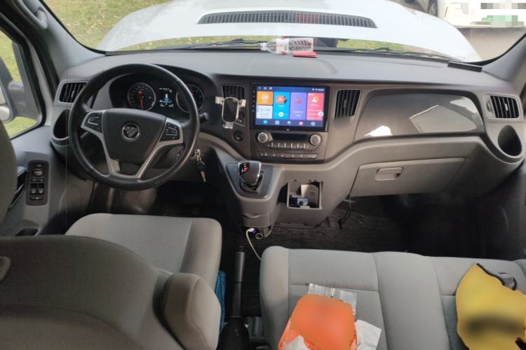 Used Foton Toano 2023 2.0T Automatic Urban Edition Multi-Function Short Wheelbase Low Roof Rear Single Tire – Available in 5/6/9-Seater Configurations