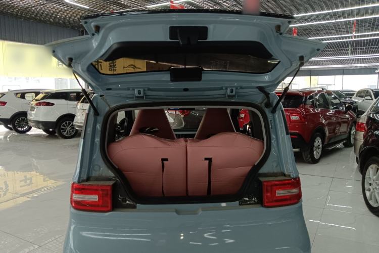 Used Wuling Hongguang MINIEV 2020 Freedom Version Lithium Iron Phosphate Trunk
