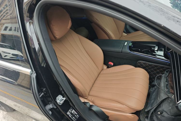 Used Mercedes-Benz E-Class 2024 E 260 L
