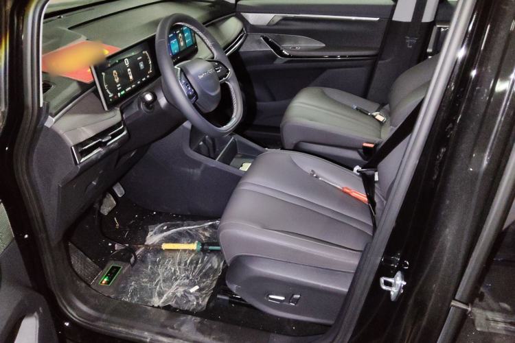 Used SAIC MAXUS Dajia 7 2024 Revised Version Super Hybrid Long-Range Edition Enjoyment Version Left Front Seat