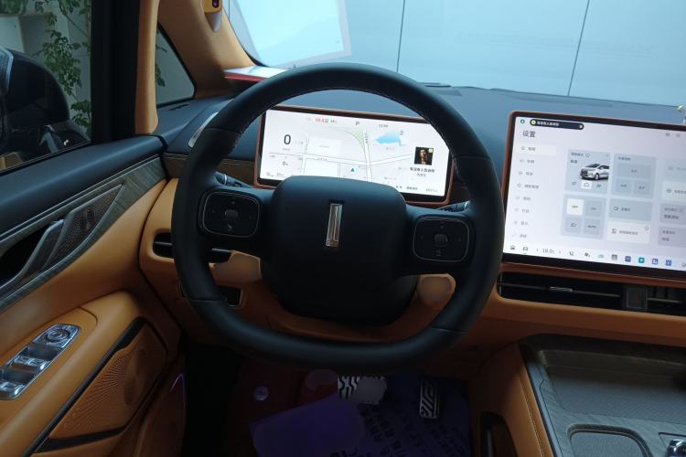 Used Wey Gaoshan 2025 Four-Wheel Drive Alpine 8
