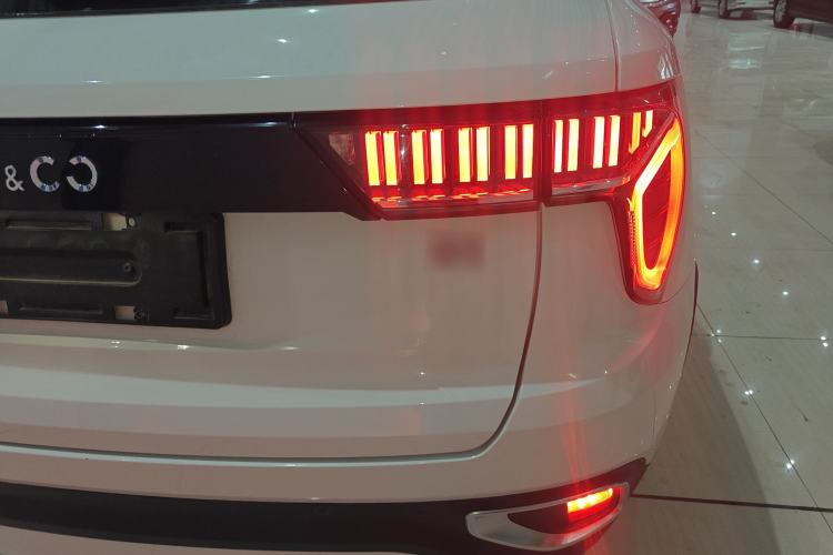 Used Lynk & Co 01 2019 2.0T Two-Wheel-Drive Pro Version China VI Standard
