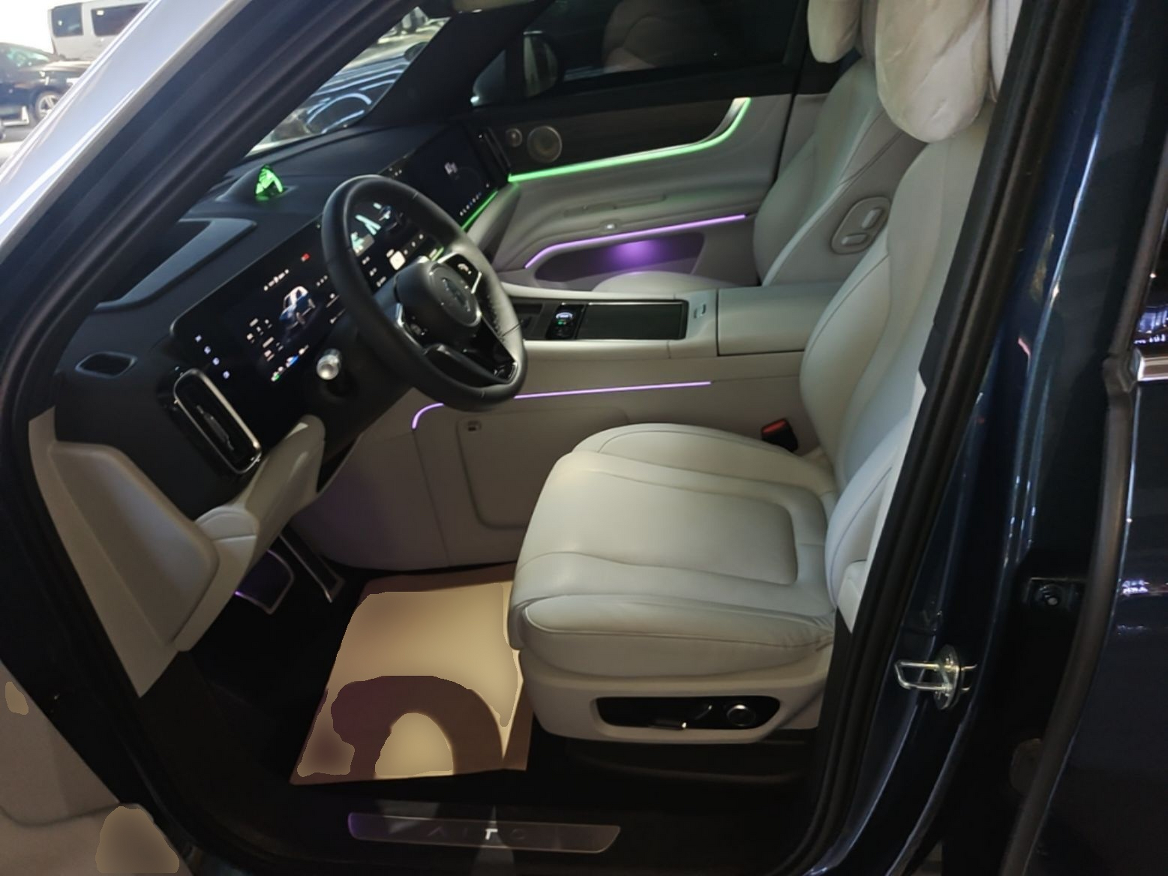 Interior delantero