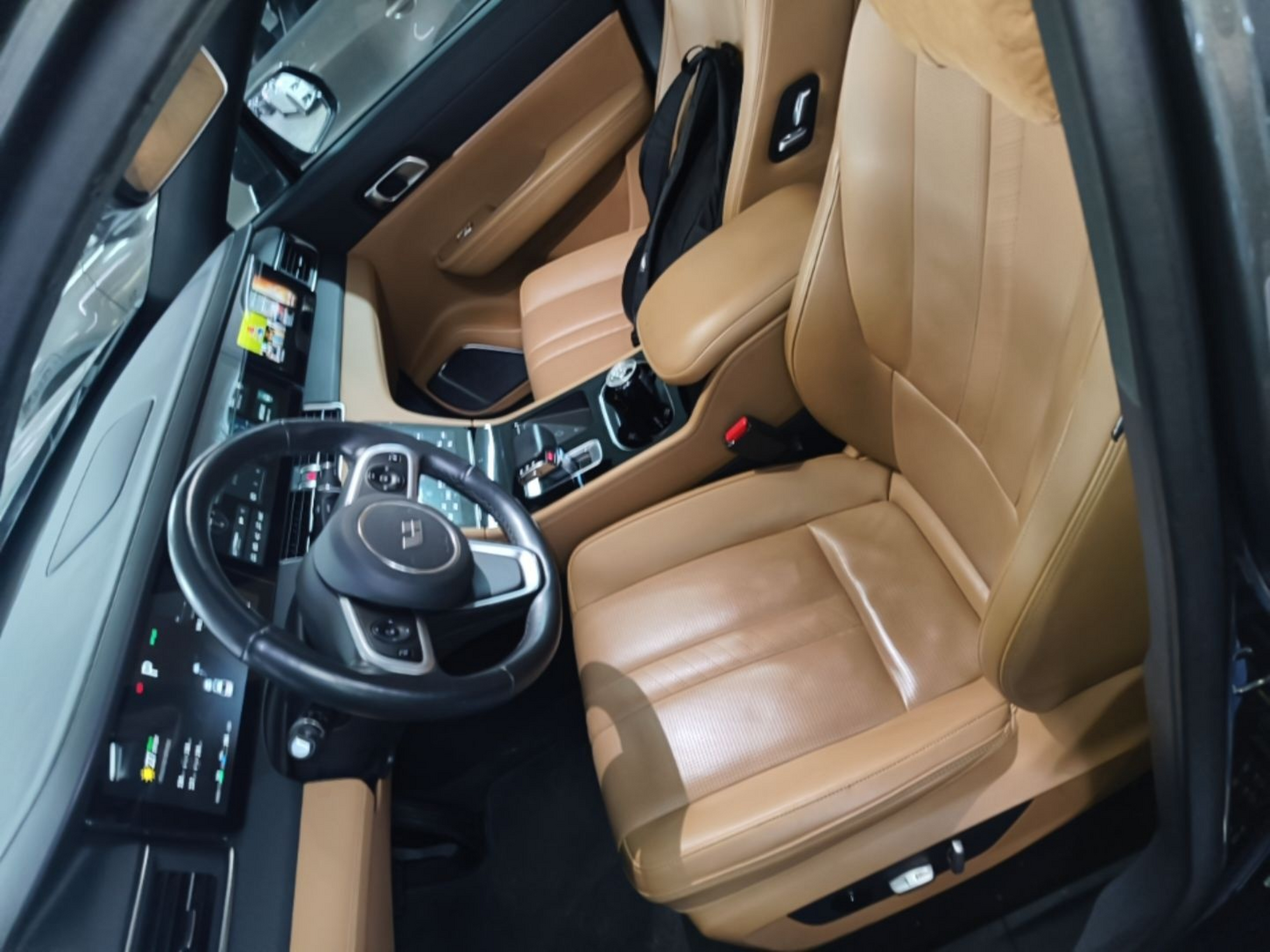 Interior delantero