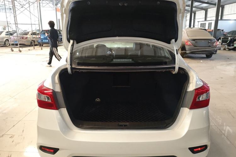 Used Nissan Sylphy 2019 1.6XV CVT Smart Connect Luxury Edition China VI Standard