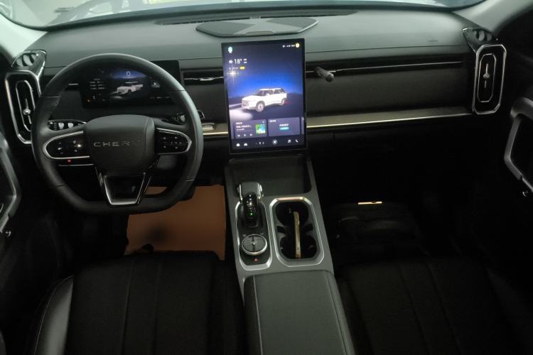 Used Chery Explore 06 2023 Urban Edition 1.6T Two-Wheel Drive Comfort Center Console