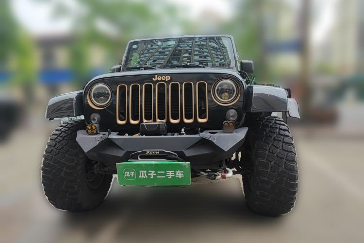 Used Jeep Wrangler 2013 3.6L Sahara Four-Door Edition Front