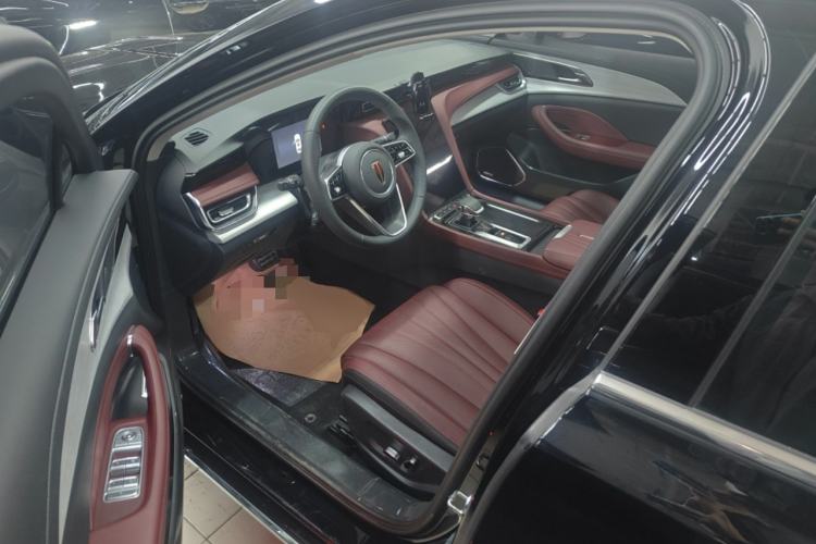 Used Hongqi H5 2025 1.5T DCT Qiyun 500 000th Unit Commemorative Edition Left Front Seat