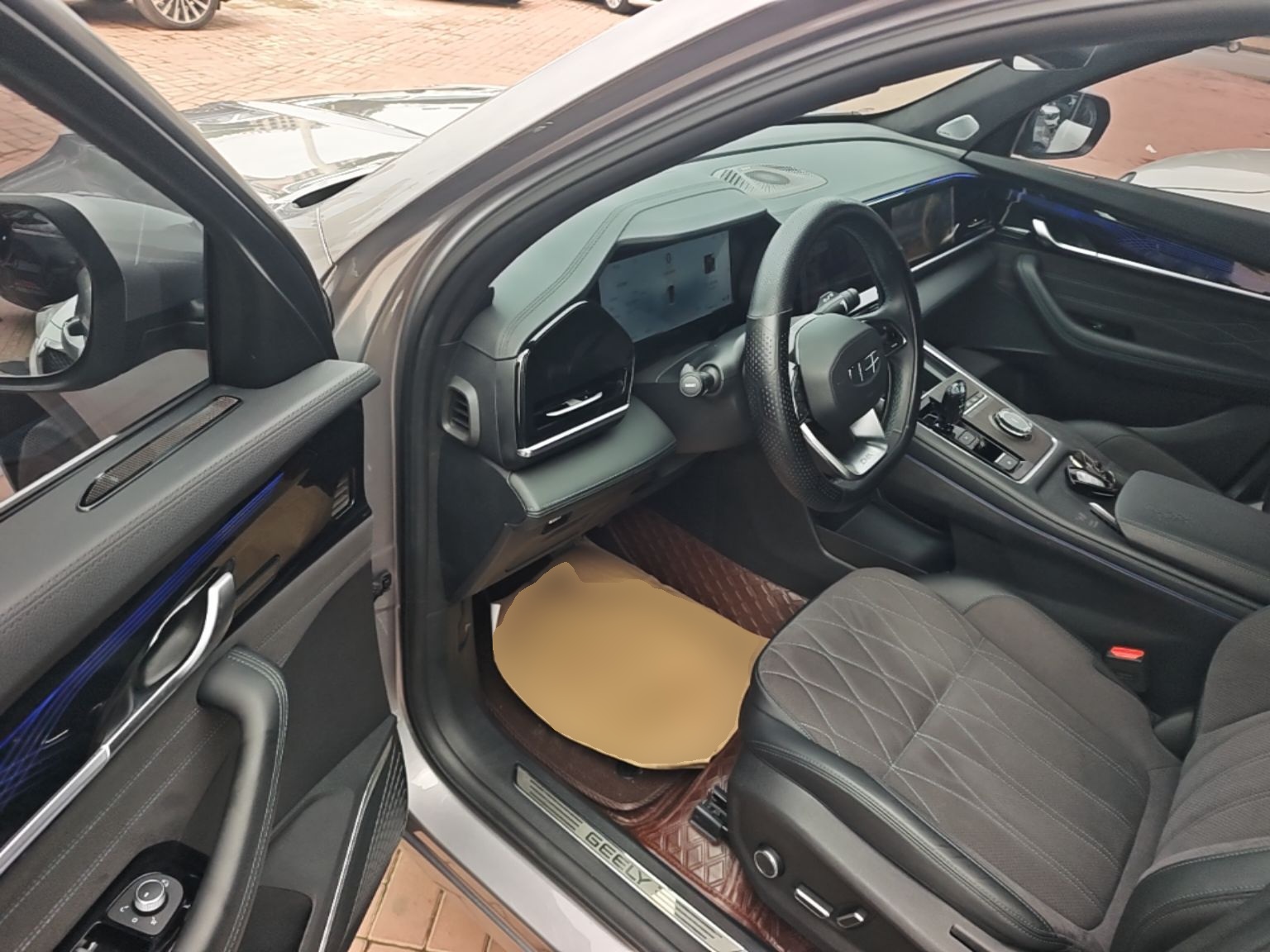 Geely Auto Monjaro L 2025 Dongfang Yao 2.0TD Automatic Lanxing Edition — снимка 18