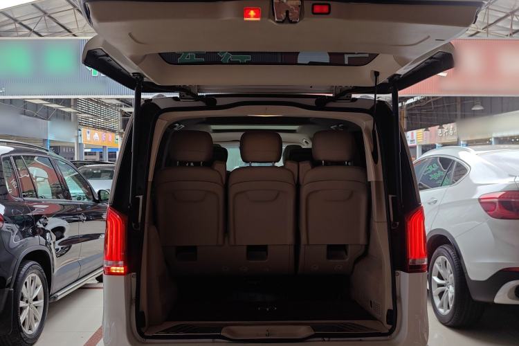 Used Mercedes-Benz V-Class 2016 V 260 Prestige Edition
