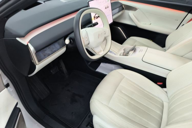 Used ONVO L60 2024 60 kWh All-Wheel Drive Driver Seat