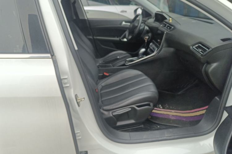 Used Peugeot 308 2018 1.6L Automatic Luxury Edition
