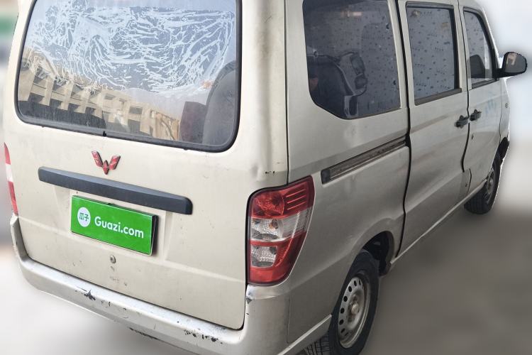 Used Wuling Zhiguang 2010 1.0L New Version Practical Short-Body L2Y