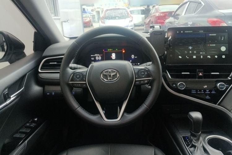 Used Toyota Camry 2021 2.5G Luxury Edition
