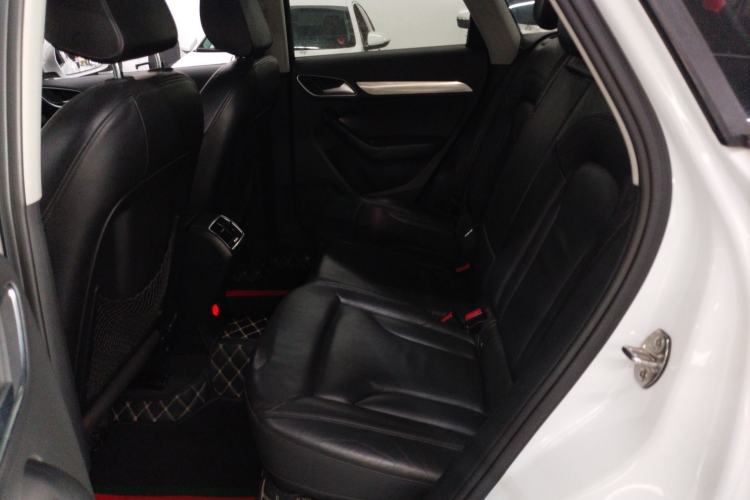 Used Audi Q3 2015 35 TFSI Comfort Model