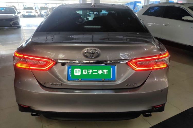 Used Toyota Camry 2021 2.0G Luxury Edition
