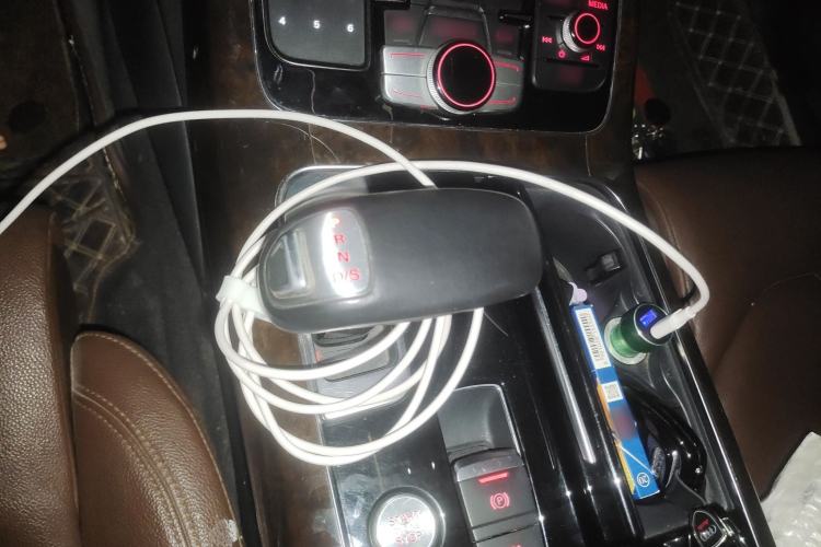 Used Audi A8 2014 A8L 45 TFSI quattro Comfort model
