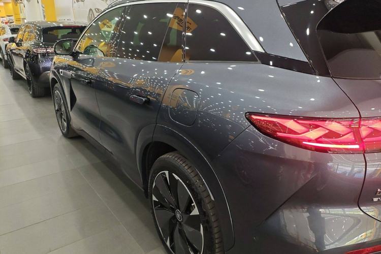 Used BYD Tang L 2025 EV 600KM All-Wheel-Drive LiDAR Flagship Model Exterior 3