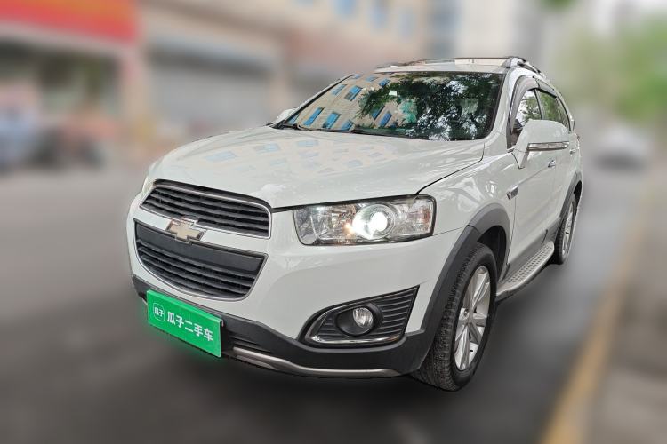 Used Chevrolet Captiva 2015 2.4L 4x4 Flagship Edition 7-Seater