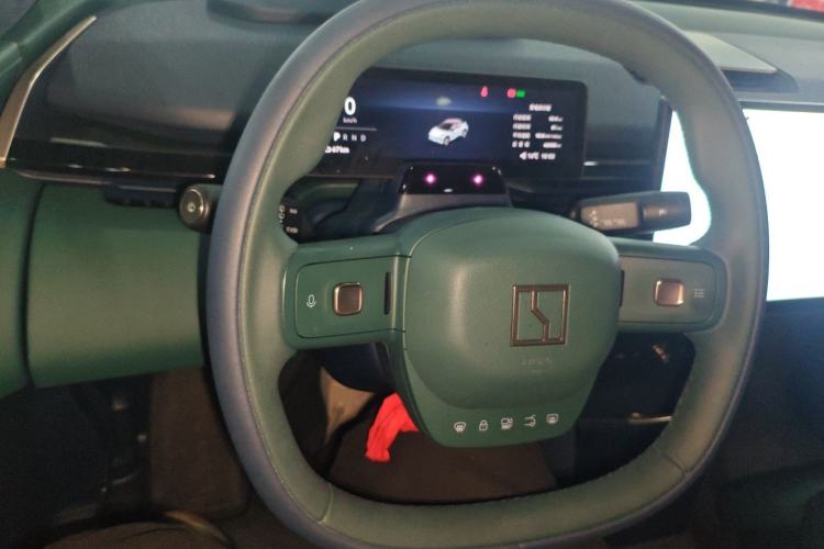 Used Zeekr X 2023 Four-Wheel Drive YOU Edition 4 Seats Steering Wheel