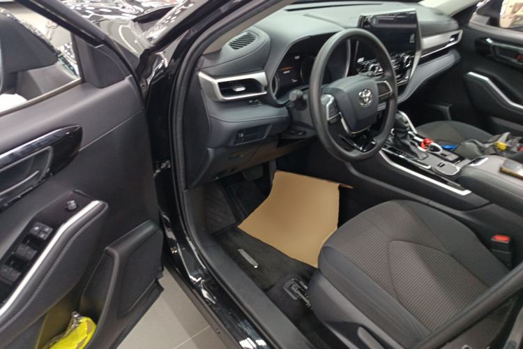 Used Toyota Highlander 2023 2.5L Smart Electric Hybrid Dual-Drive Elite Version 7 Seats Driver Seat