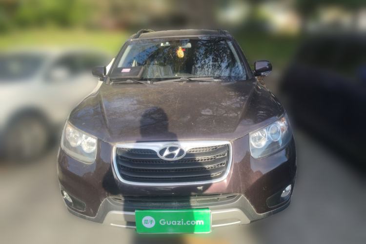 Used Hyundai Santa Fe Classic 2012 2.4 Luxury Edition 7-Seater Four-Wheel Drive
