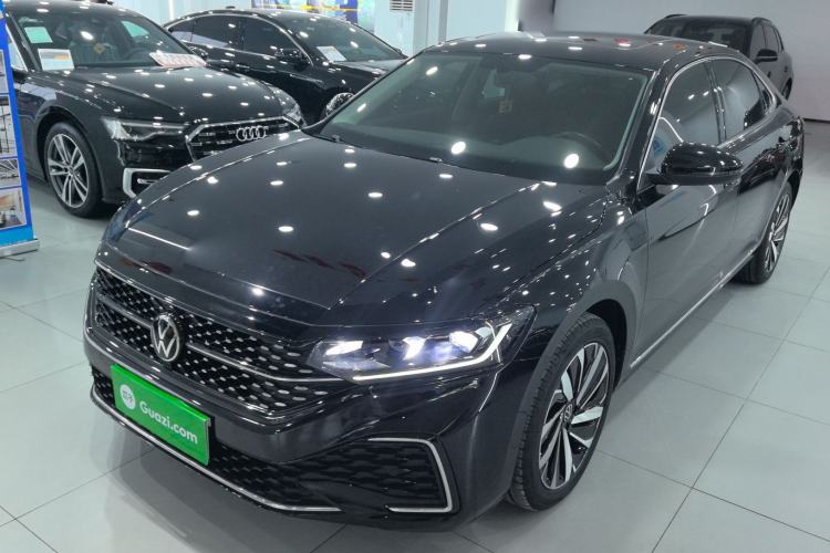 Used Volkswagen Passat 2023 330TSI Starry Elite Edition