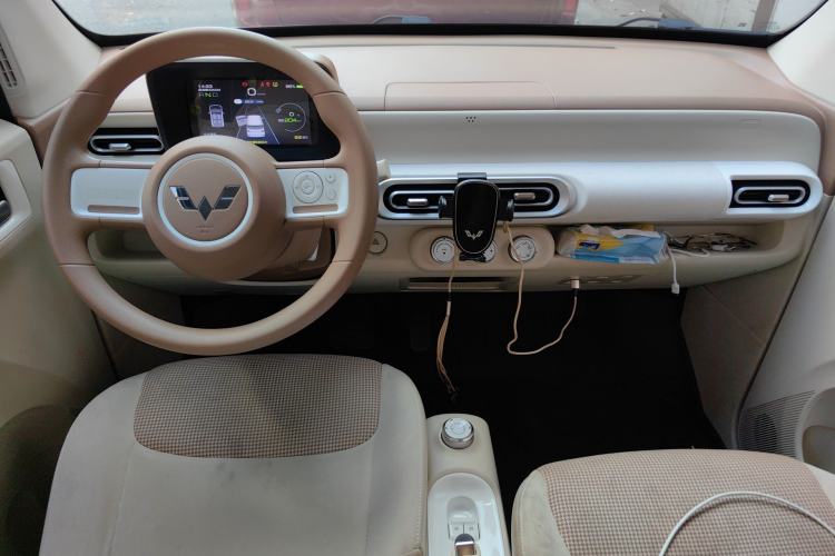 Used Wuling Hongguang MINIEV 2024 3rd Generation 215km Youth Edition
