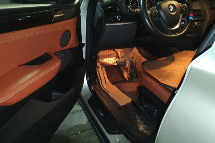 Used BMW X3 2011 xDrive28i Luxury Model
