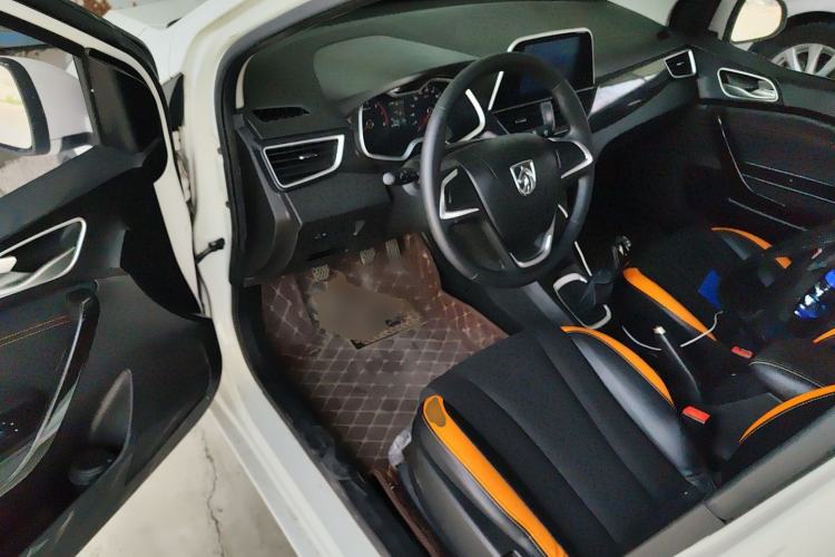 Used Baojun 310 2016 1.2L Manual Fashionable Edition
