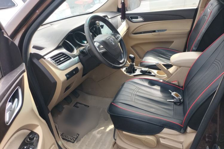 Used Baojun 730 2016 1.5L Manual Value Edition 7 Seats China V Emission Standard