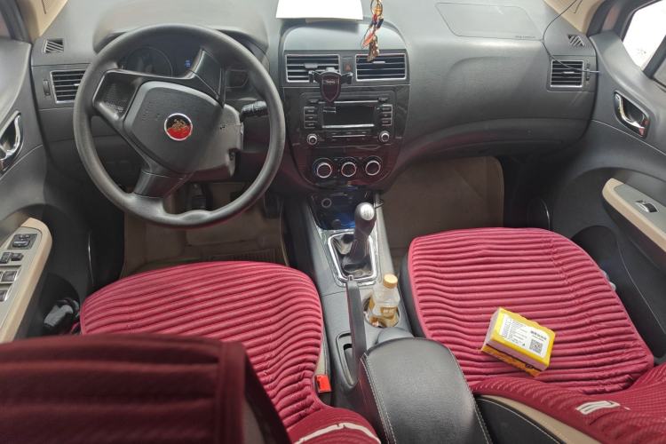 Used FORTHING Joyear X3 2015 1.5L Comfort Model Center Console