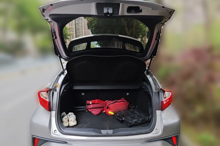 Used Toyota IZOA 2020 2.0L Enjoy Edition