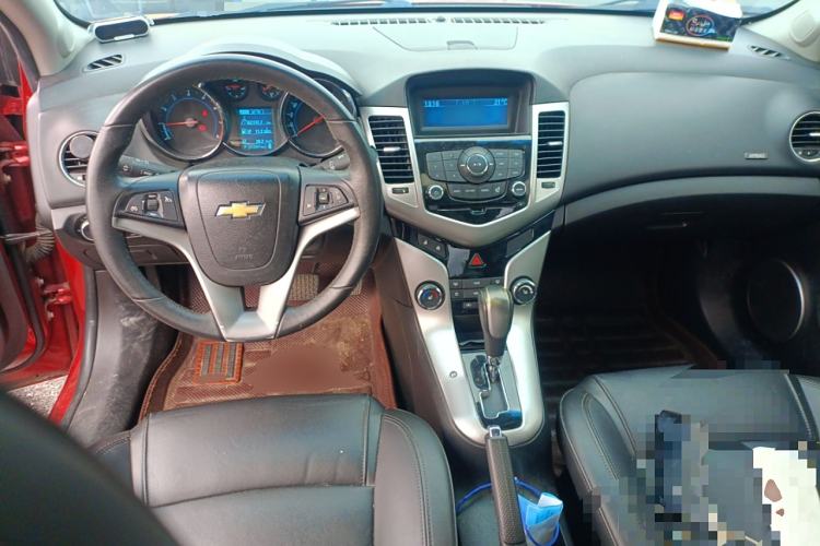 Used Chevrolet Cruze 2012 1.8L SX Automatic Transmission Center Console