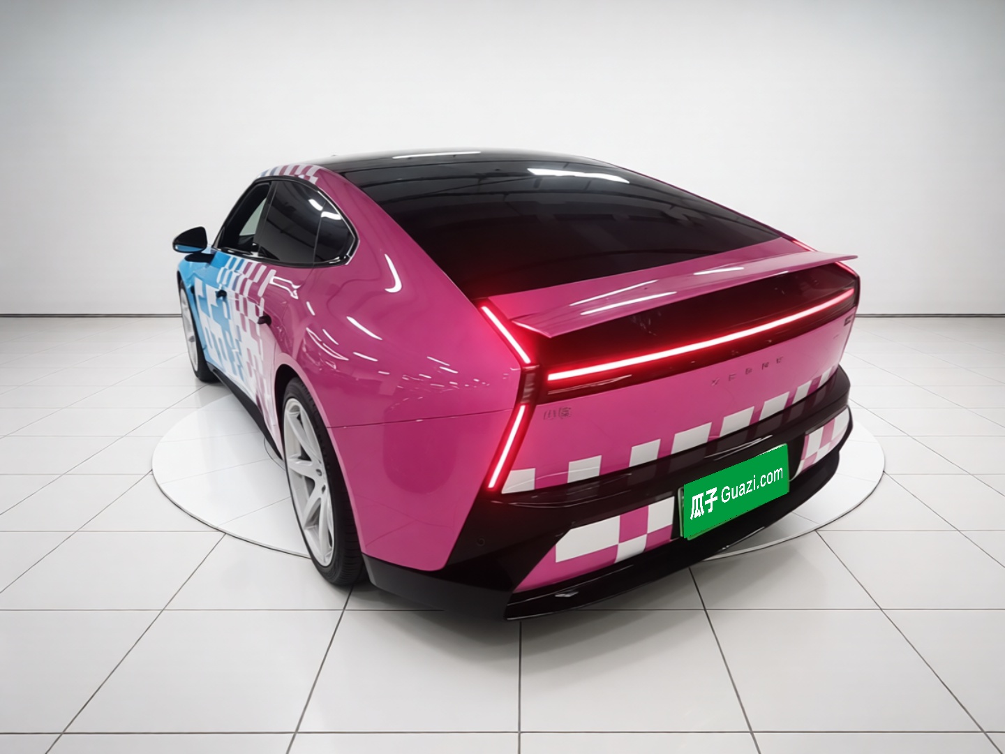 XPeng P7 2025 Model—750 All-Wheel-Drive High-Performance Ultra — снимка 4