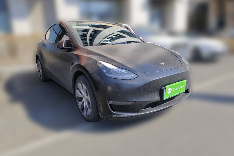 Used Tesla Model Y 2023 Long-Range All-Wheel-Drive Version
