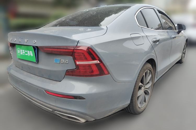 Used Volvo S60 2022 B4 Zhiyi Luxury Edition
