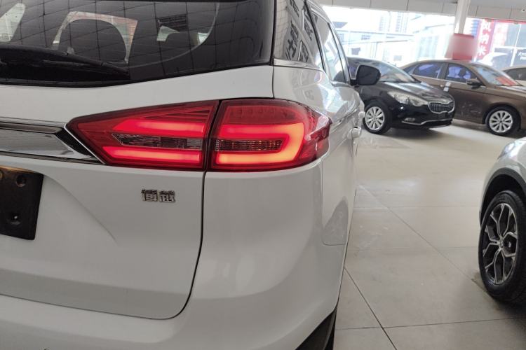 Used Geely Auto Emgrand X7 Sport 2016 1.8TD Automatic ZhiShang Model