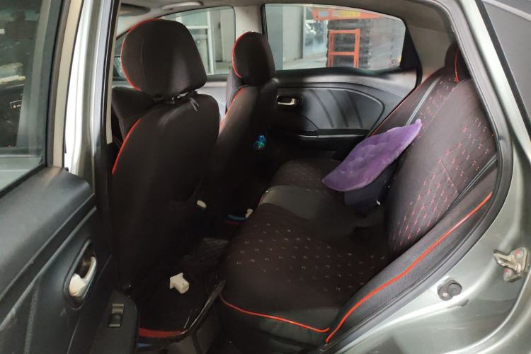 Used Luxgen S3 2016 1.6L Manual Luxury Model with Sunroof
