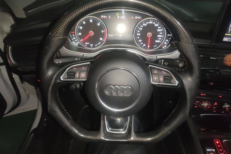 Used Audi A7 2018 40 TFSI Ambition Edition Steering Wheel