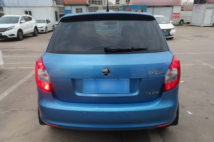 Used Skoda Fabia 2014 1.4L Manual Crystal Edition