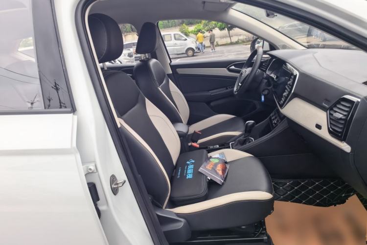 Used Jetta VS5 2024 Model, 5th Anniversary Edition Right Front Seat