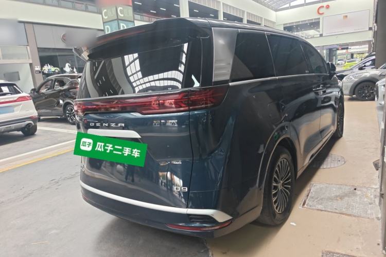 Used Denza D9 2022 DM-i 970 Four-Wheel Drive Flagship Model